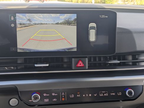 New 2026 Kia Carnival LXS image 28