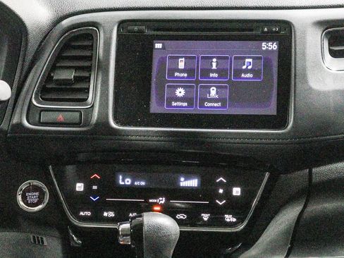 Used 2018 Honda HR-V EX image 15