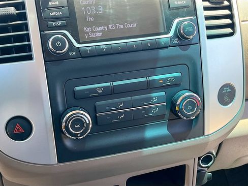Used 2016 Nissan Frontier SV RWD image 14