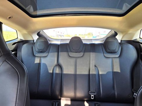 Used 2014 Tesla Model S 60 image 18