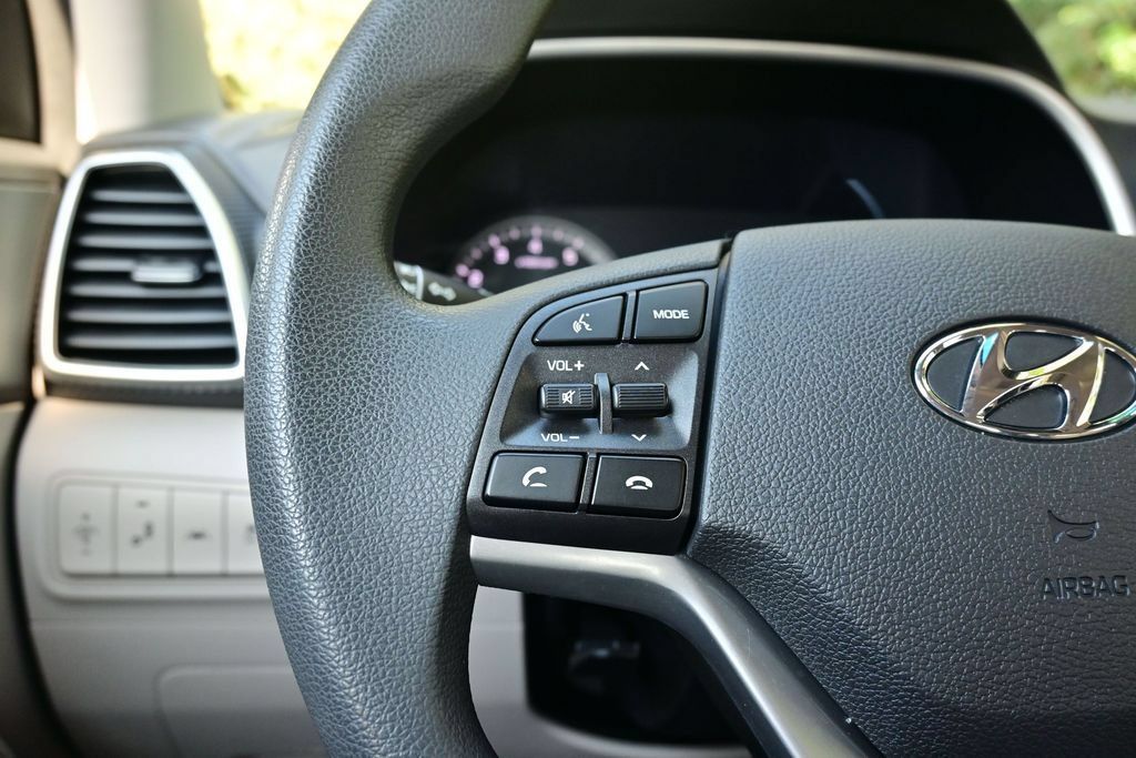 Used 2020 Hyundai Tucson Value FWD image 37