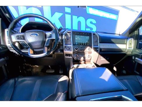 Used 2017 Ford F350 Platinum w/ Platinum Ultimate Package image 17