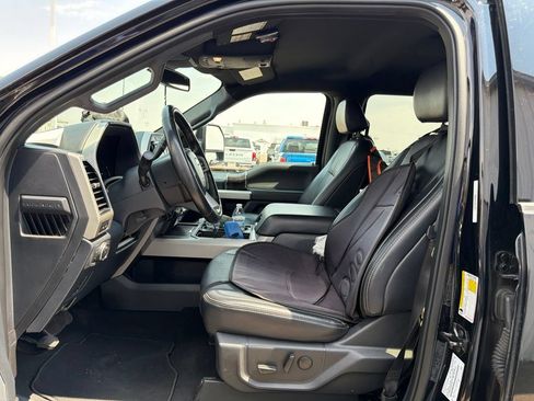 Used 2022 Ford F250 Lariat w/ FX4 Off-Road Package AWD/4WD image 2