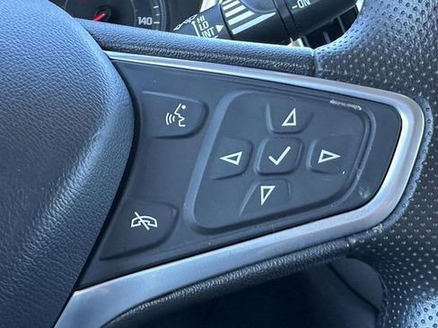 Used 2022 Chevrolet Equinox LS w/ LS Convenience Package image 14