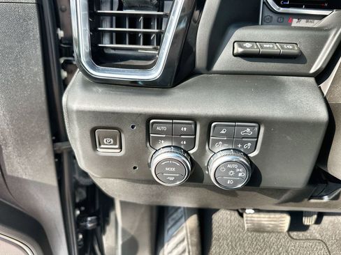 Certified 2024 GMC Sierra 2500 Denali w/ Denali Reserve Package image 17