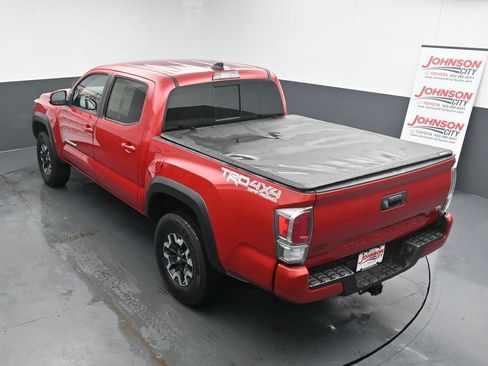 Used 2021 Toyota Tacoma TRD Off-Road w/ Technology Package image 31