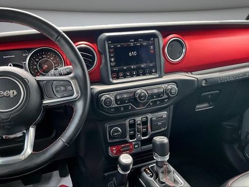 Used 2020 Jeep Wrangler Unlimited Rubicon AWD/4WD image 9