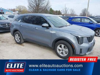 Used 2025 Kia Sorento LX