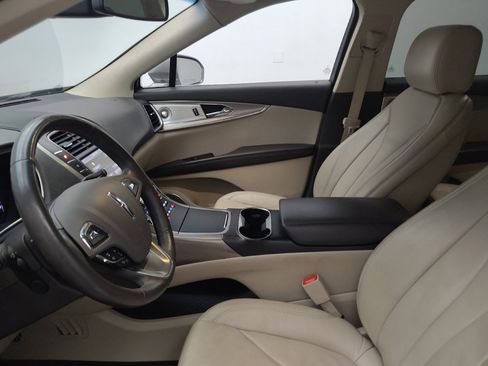 Used 2016 Lincoln MKX Reserve w/ Luxury Package image 17