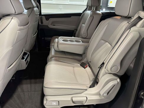 Used 2023 Honda Odyssey Elite image 19