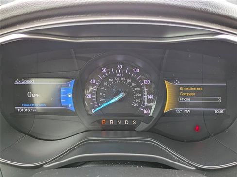 Used 2019 Ford Fusion SE image 10