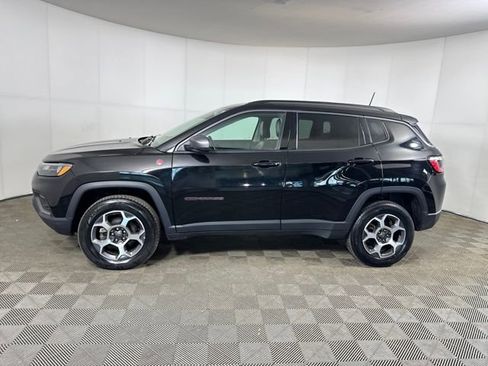 Used 2022 Jeep Compass Trailhawk w/ Trailhawk Convenience Group image 6