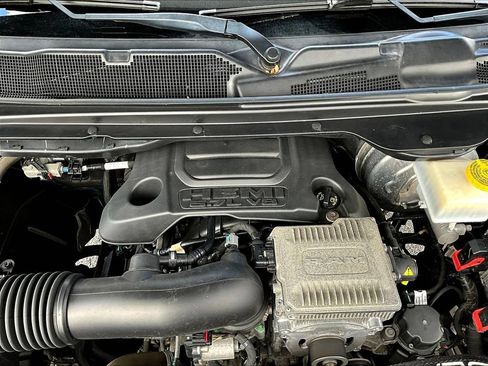 Used 2021 RAM 1500 Big Horn AWD/4WD image 35