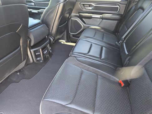 Used 2023 RAM 1500 Laramie AWD/4WD image 10