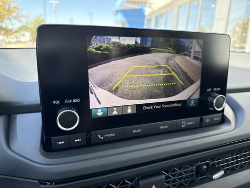 Used 2025 Honda Accord SE image 6