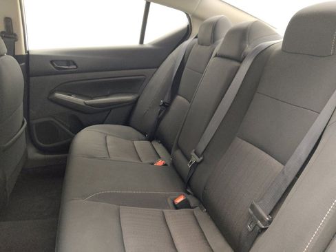 Used 2025 Nissan Altima 2.5 SV FWD image 18
