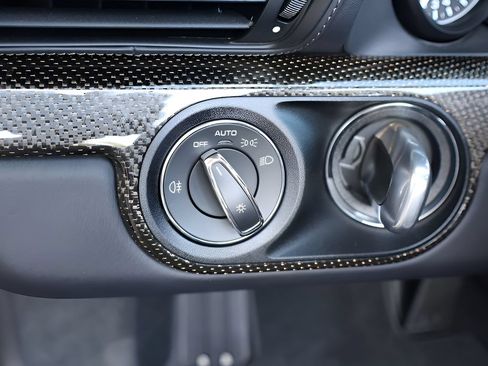 Used 2019 Porsche 911 Turbo S AWD/4WD image 19