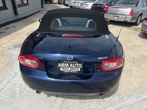 Used 2012 MAZDA MX-5 Miata Sport RWD image 6