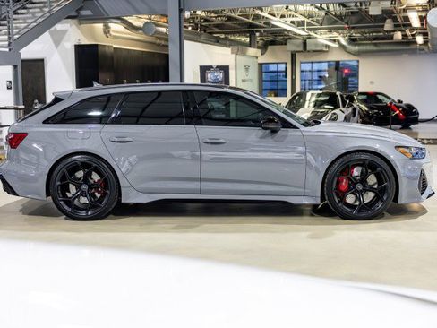 Used 2025 Audi RS 6 performance w/ Black Optic Package image 7