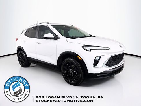 Used 2024 Buick Encore GX Sport Touring w/ Experience Buick Package image 1