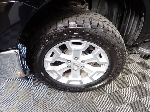 Used 2016 Nissan Titan SL image 51