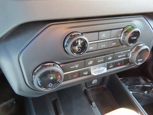 New 2026 Ford Bronco Big Bend image 13