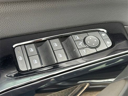 New 2026 Nissan Pathfinder Platinum image 22