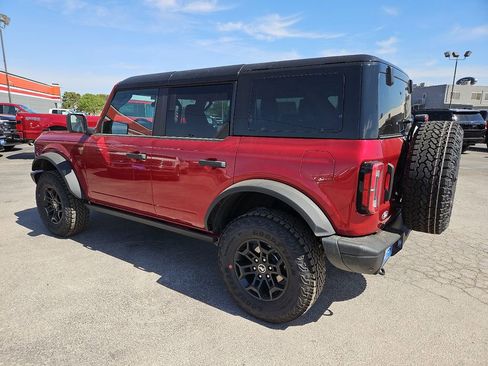 New 2026 Ford Bronco Badlands image 8