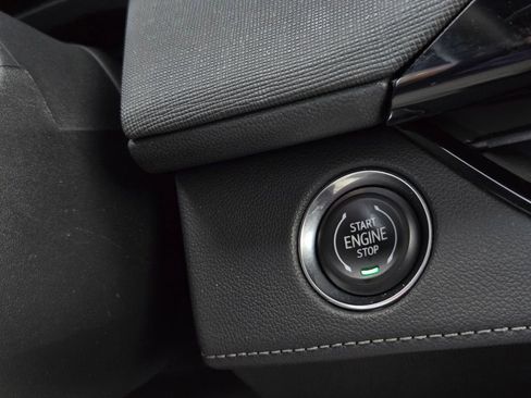 Used 2025 Buick Enclave Sport Touring image 24