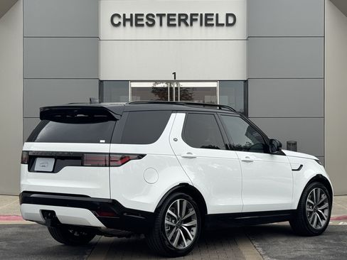 New 2026 Land Rover Discovery Dynamic SE AWD/4WD image 2