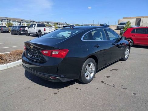 Used 2022 Chevrolet Malibu LS w/ Driver Confidence Package II FWD image 3