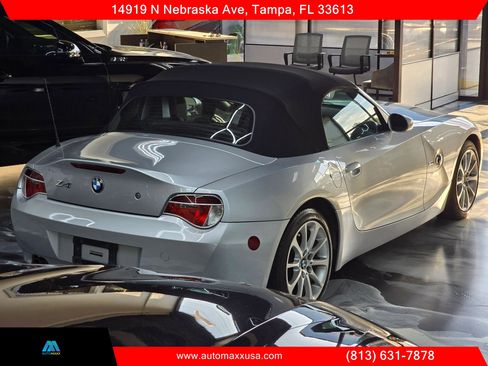 Used 2008 BMW Z4 3.0i RWD image 18