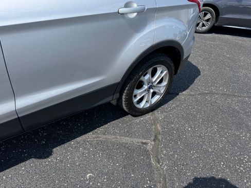 Used 2016 Ford Escape Titanium w/ Equipment Group 301A FWD image 10