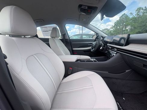 New 2026 Hyundai Sonata Blue FWD image 10