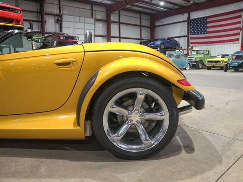 Used 2002 Chrysler Prowler RWD image 5