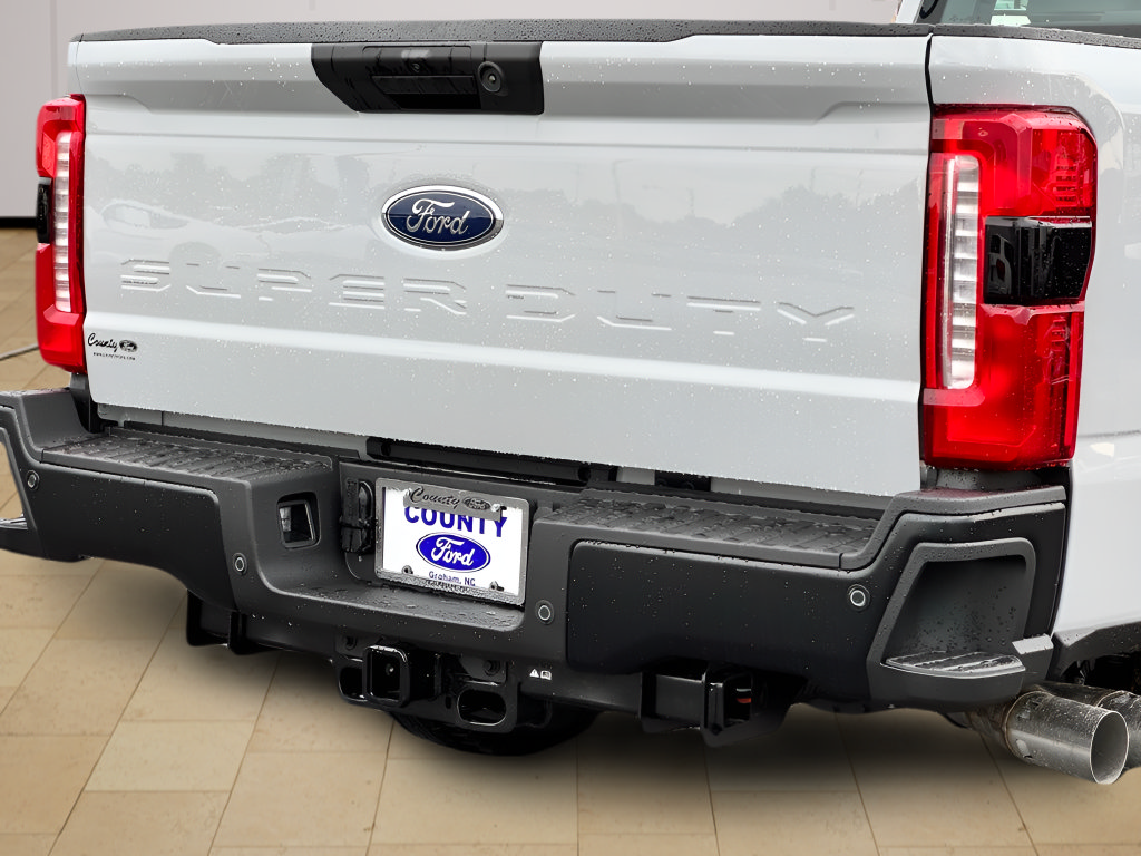Used 2025 Ford F350 XL w/ 360-Degree Camera Package RWD image 18