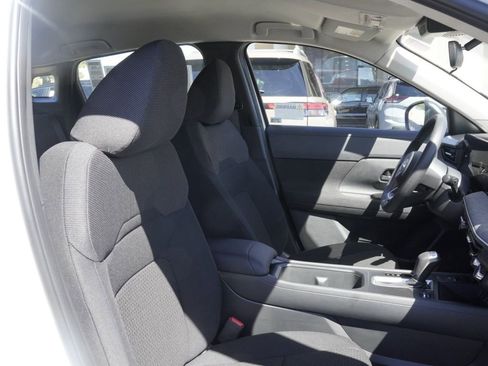 New 2026 Nissan Kicks S image 17