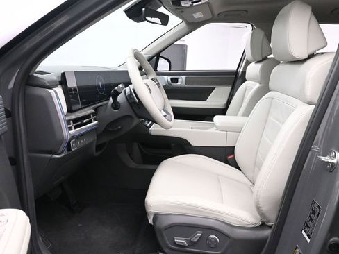 Used 2024 Hyundai Santa Fe Limited image 12