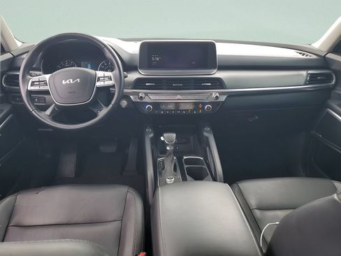 Used 2022 Kia Telluride S FWD image 19