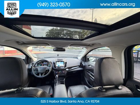 Used 2018 Ford Escape Titanium w/ Ford Safe & Smart Package AWD/4WD image 19