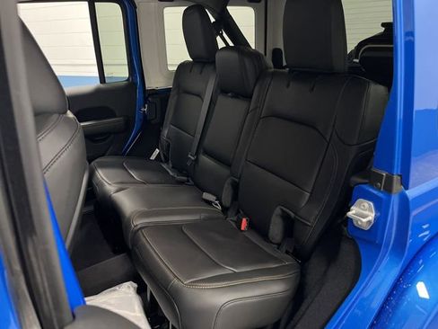 New 2025 Jeep Wrangler Unlimited Rubicon 392 image 31