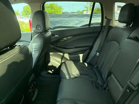 Used 2017 Buick Envision Essence AWD/4WD image 11