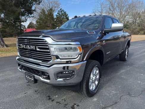 Used 2021 RAM 2500 Laramie image 12