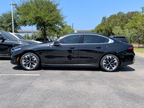 Used 2026 BMW i5 eDrive40 RWD image 10