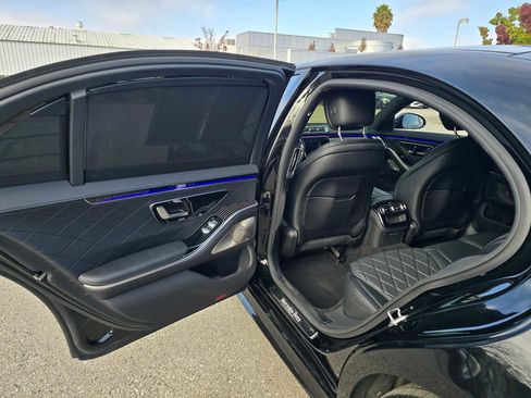 Used 2022 Mercedes-Benz S 580 4MATIC Sedan image 17