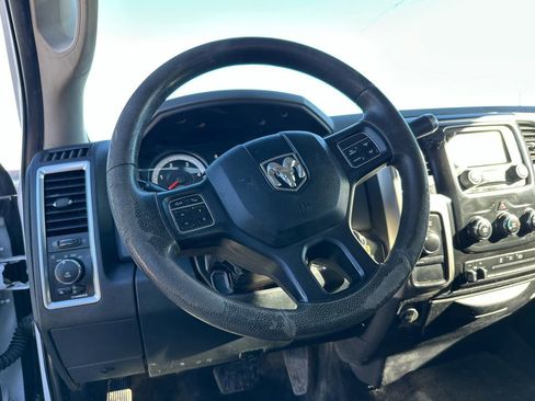 Used 2015 RAM 3500 SLT w/ Cold Weather Group image 36