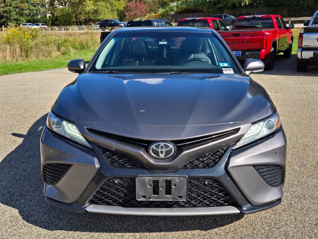 Used 2018 Toyota Camry XSE FWD image 9