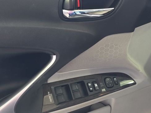 Used 2009 Lexus IS 250 RWD image 15