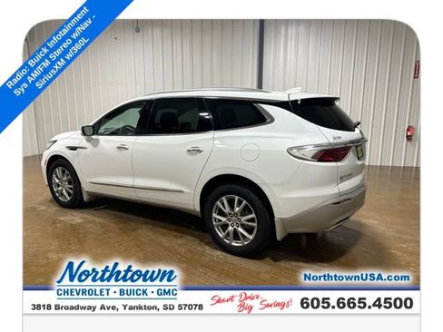 Used 2023 Buick Enclave Essence w/ Experience Buick Package image 3