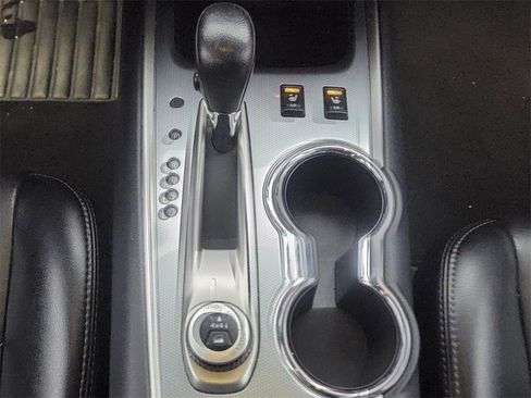 Used 2020 Nissan Pathfinder Platinum image 23